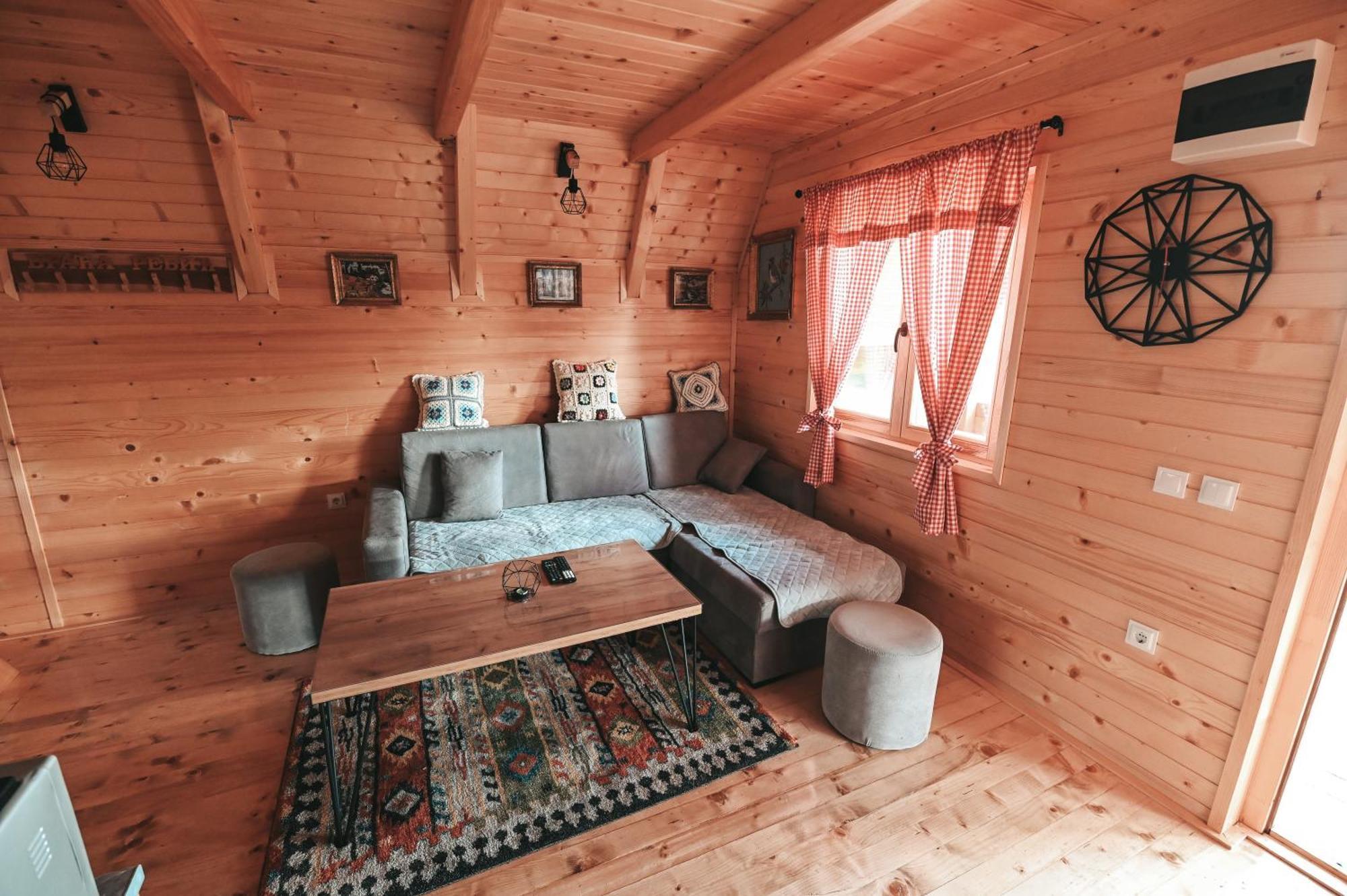 Domacinstvo Braca Rebic Villa Gacko ภายนอก รูปภาพ