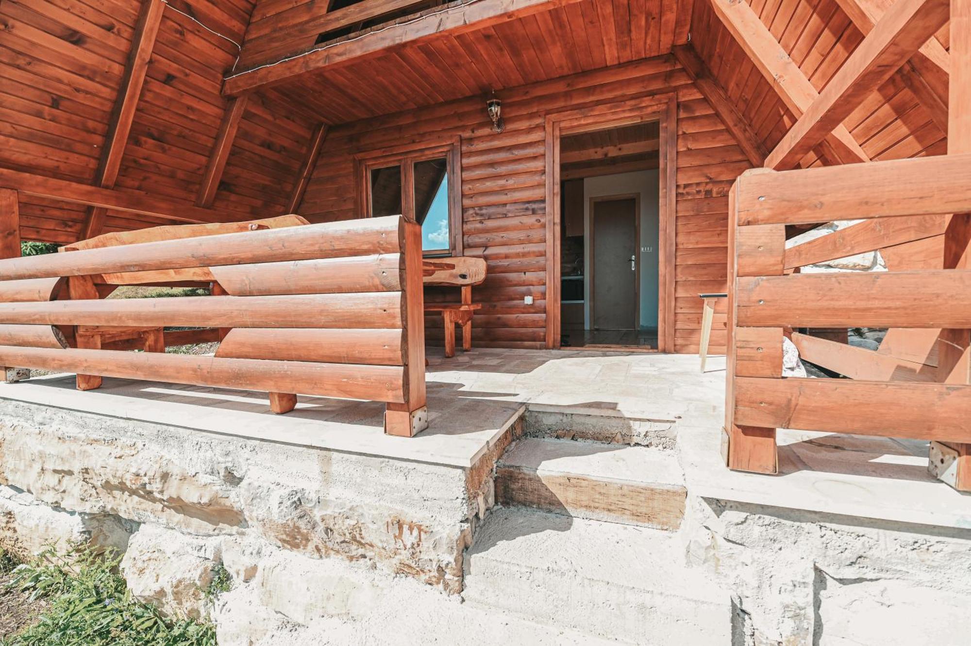 Domacinstvo Braca Rebic Villa Gacko ภายนอก รูปภาพ